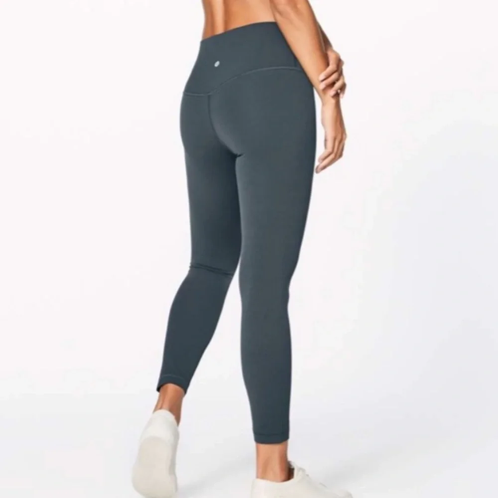 Lululemon Align leggings - Picture 2 of 4